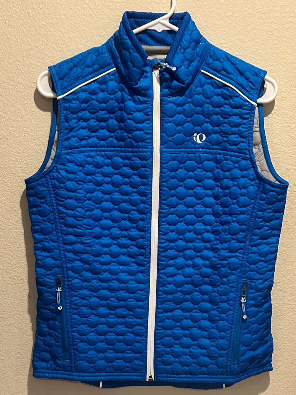 NWT Pearl Izumi Pro Women’s Insulator Vest, women’s Medium